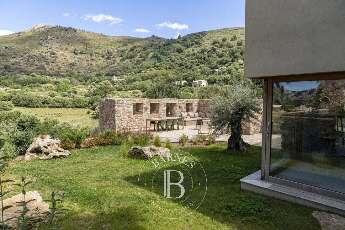 Villa in Pigna, Corsica, France 4 - 15729119