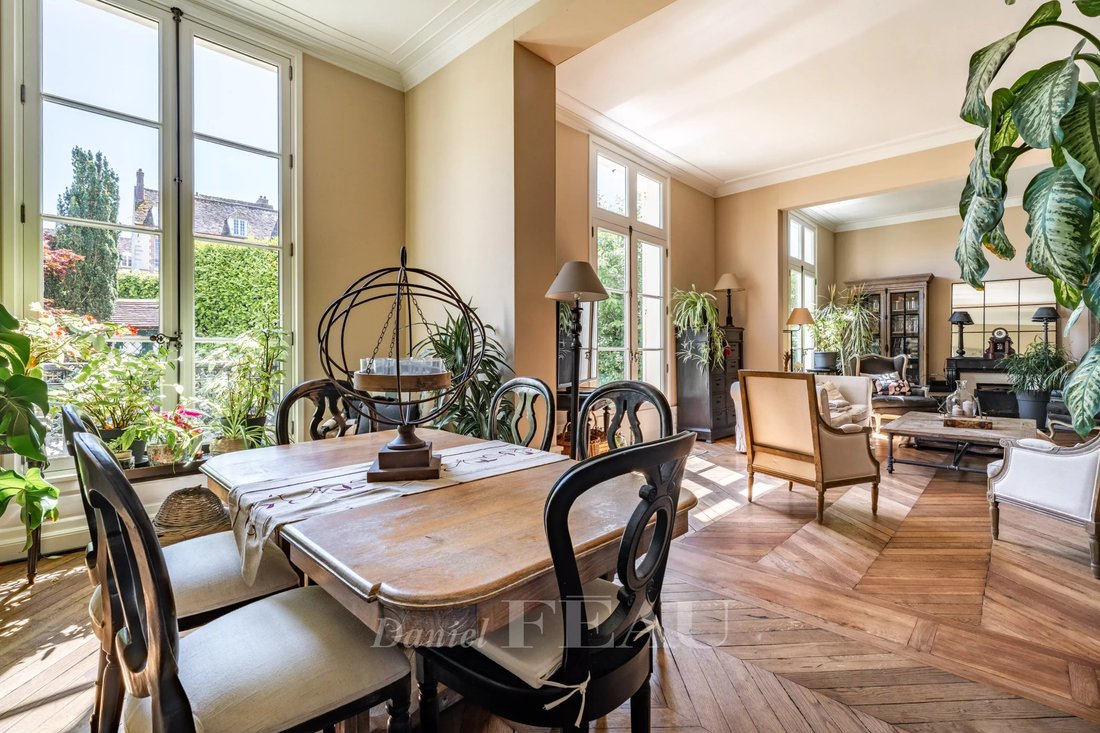 House in Montfort-l'Amaury, Ile-de-France, France 2 - 15728823