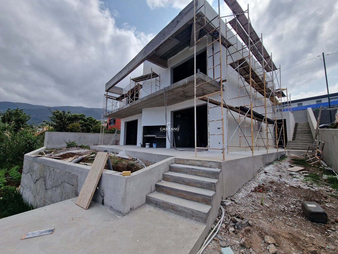 Villa in Arco da Calheta, Autonome Region Madeira, Portugal 1 - 14853203