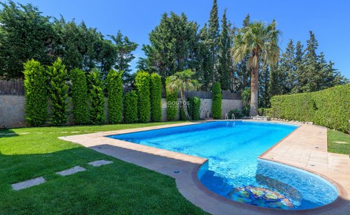 Villa in Saronida, Attica, Greece 1