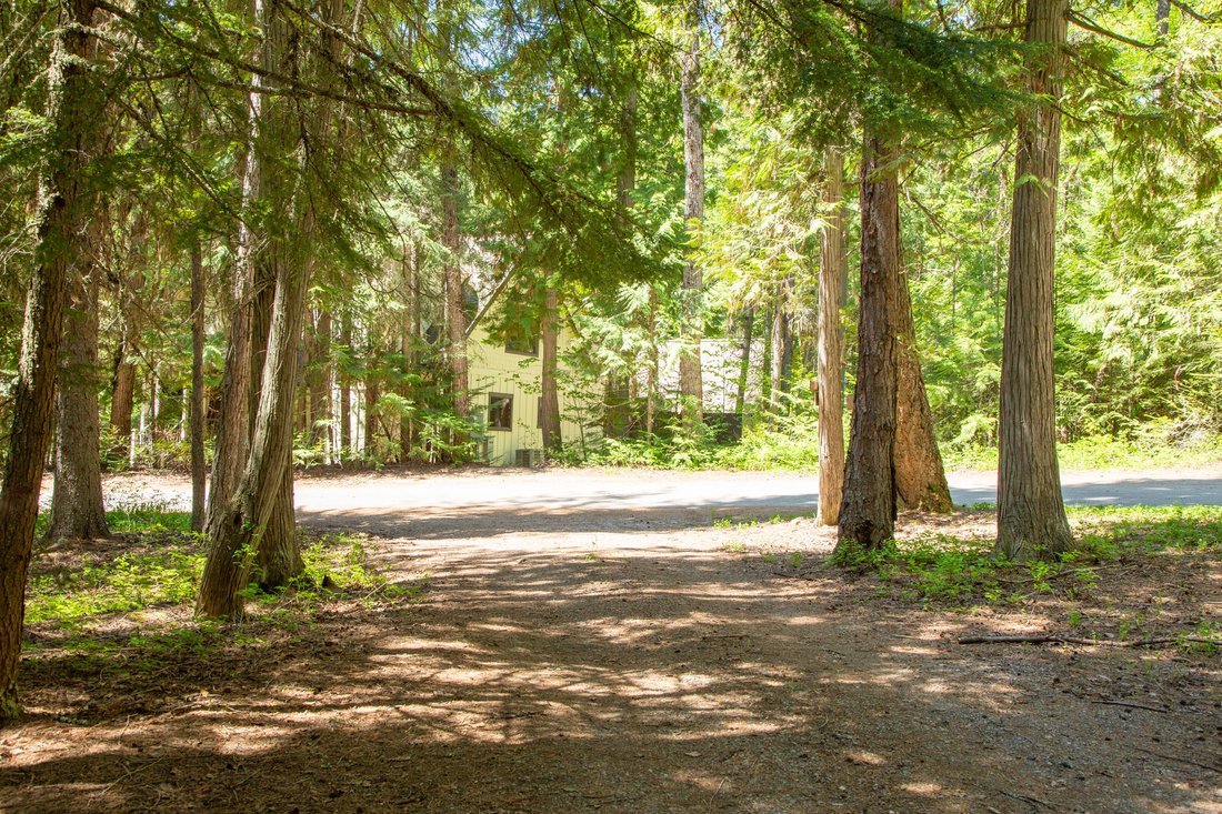 Chalet in West Glacier, Montana, United States 4 - 15729413