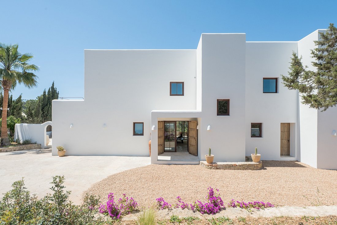 Villa in Sant Antoni de Portmany, Balearic Islands, Spain 4 - 15729722