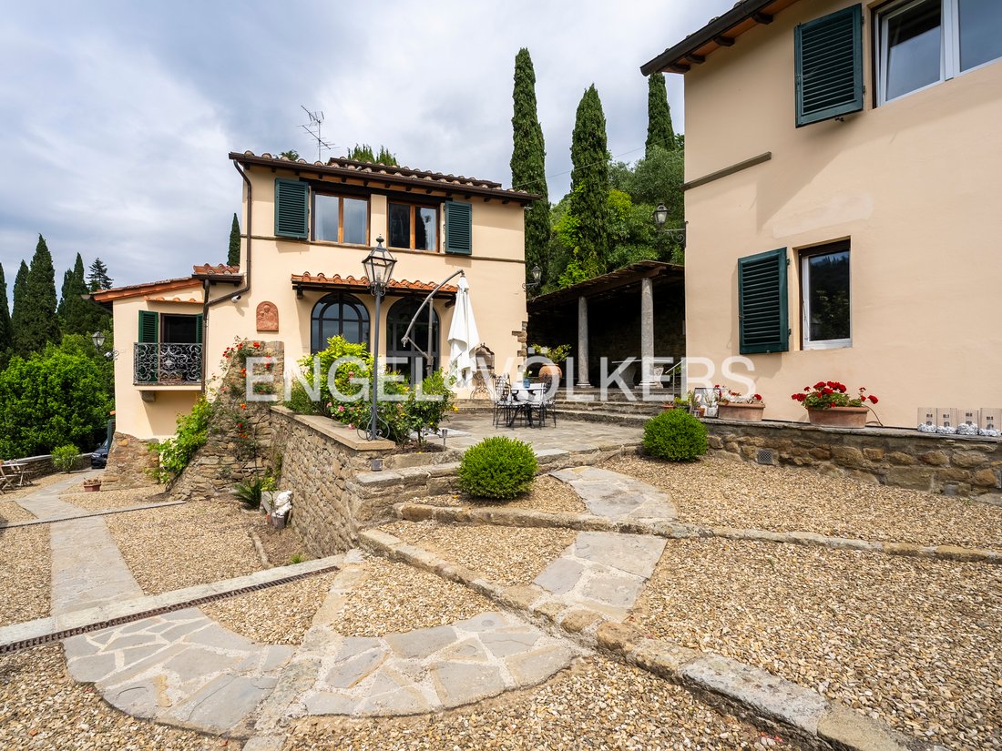 Villa in Fiesole, Tuscany, Italy 2 - 15734398