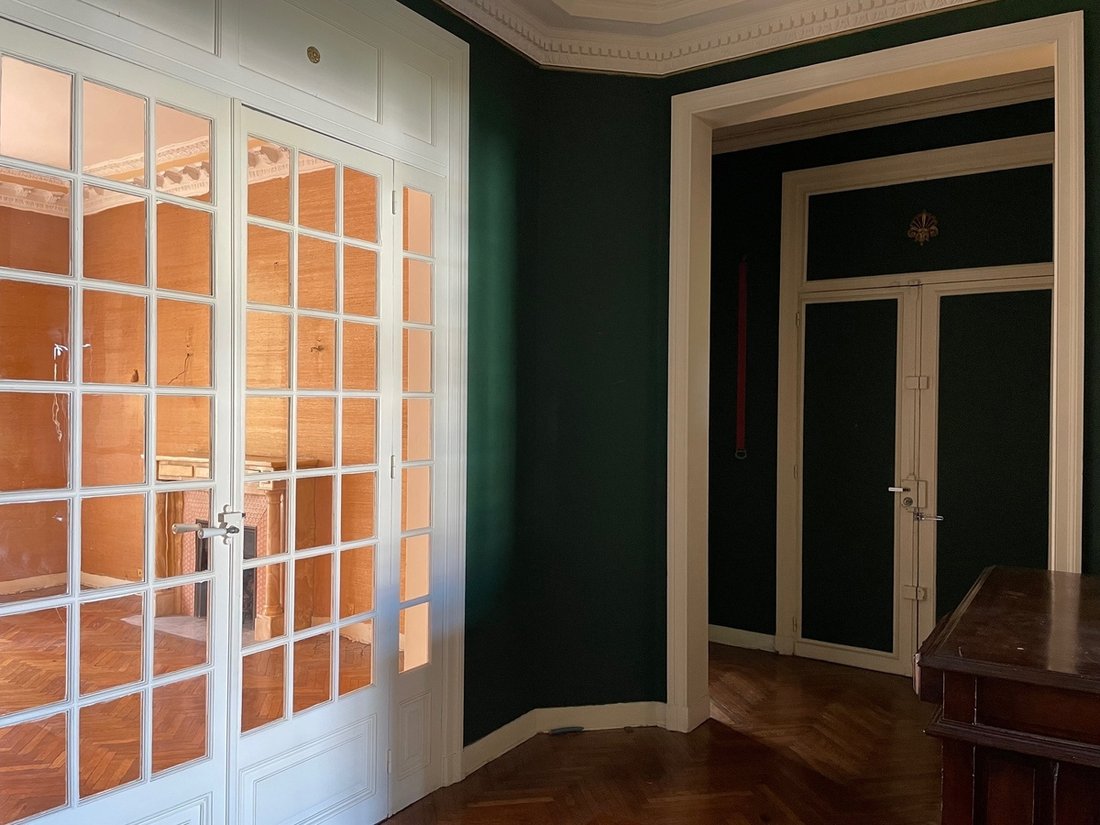 Apartment in Castellane, 6e Arrondissement, Marseille 2 - 15730068