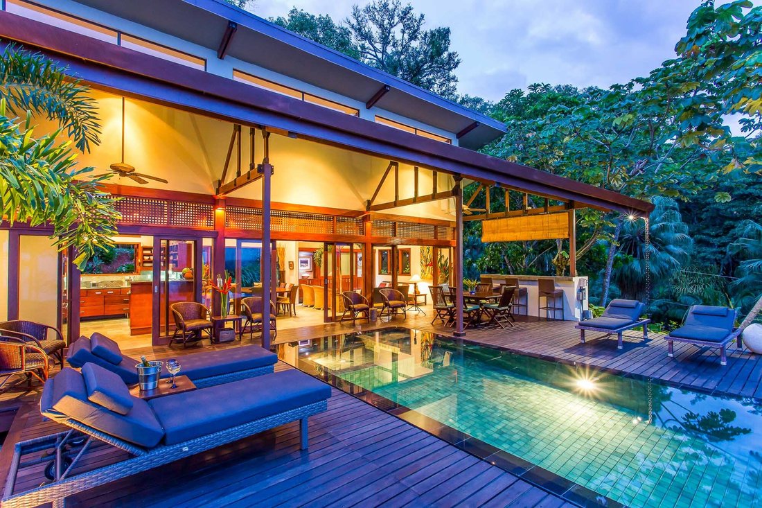 Estate in Uvita, Puntarenas Province, Costa Rica 1 - 15730537
