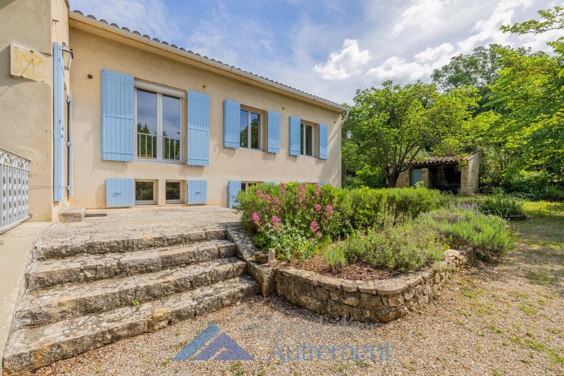 Villa in Le Tholonet, Provence-Alpes-Côte d'Azur, France 2 - 15733760