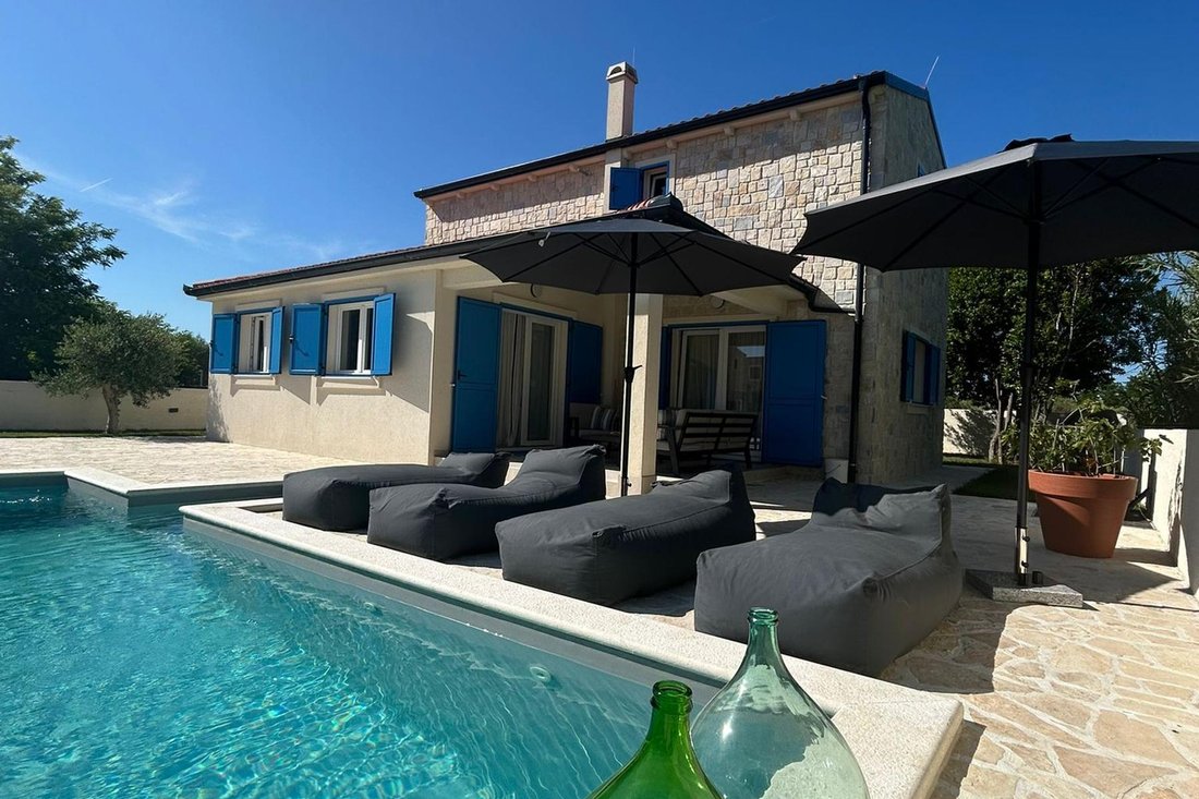 Villa in Privlaka, Zadar County, Croatia 2 - 14383379