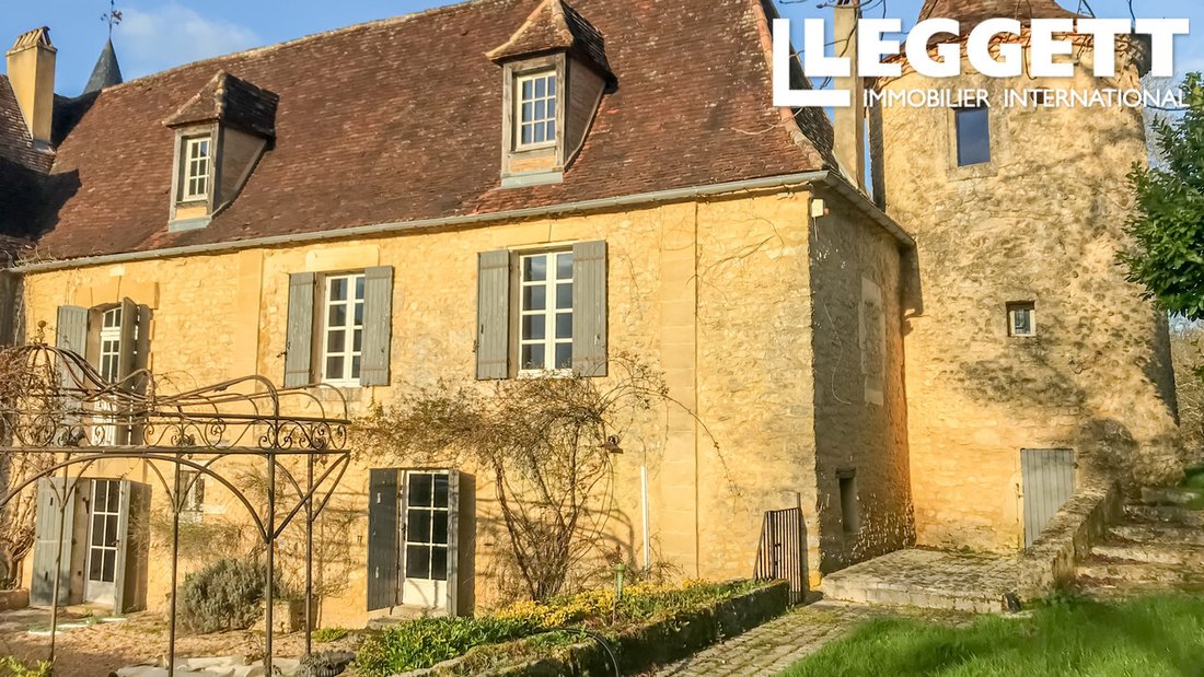Whispers of the Périgord: A 16th-Century Château’s Timeless Embrace