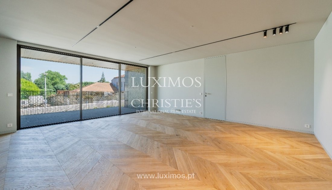 Apartment in Aldoar, Foz do Douro e Nevogilde, Porto District, Portugal 1 - 14592854