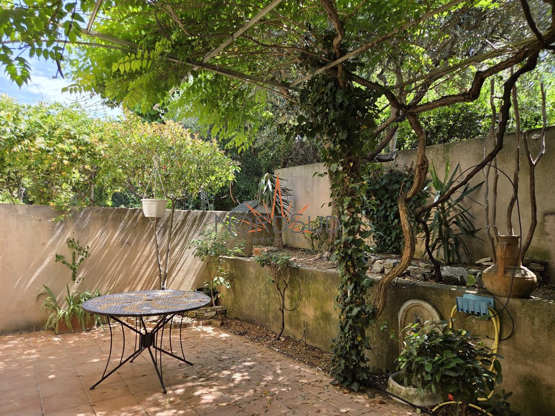 Villa in Granettes-Jauberte-Sainte Anne, Aix-en-Provence, France 2 - 15733542