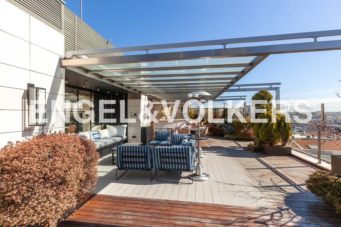 Penthouse in Chamberi, Madrid, Spain 2 - 15732878