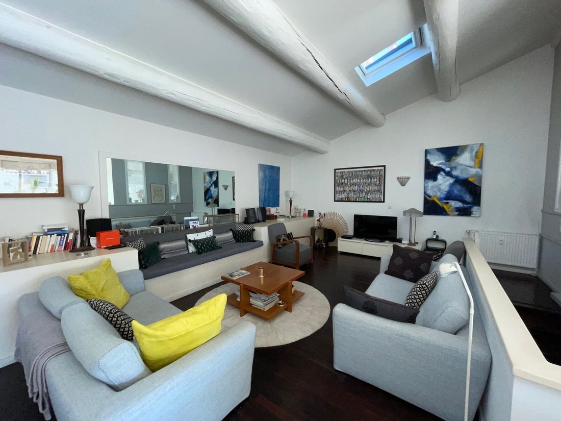 Apartment in Castellane, 6e Arrondissement, Marseille 2 - 15730078