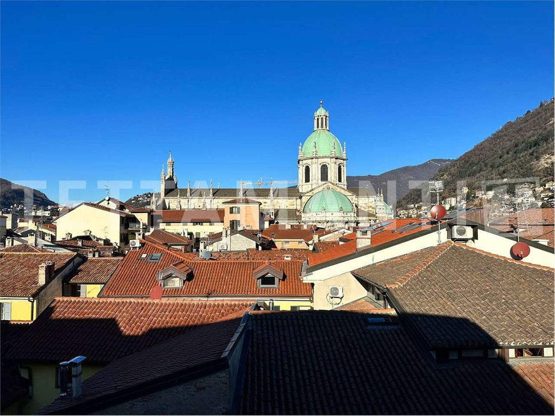 Apartment in Historic Center, Como, Lombardy 2 - 13629019