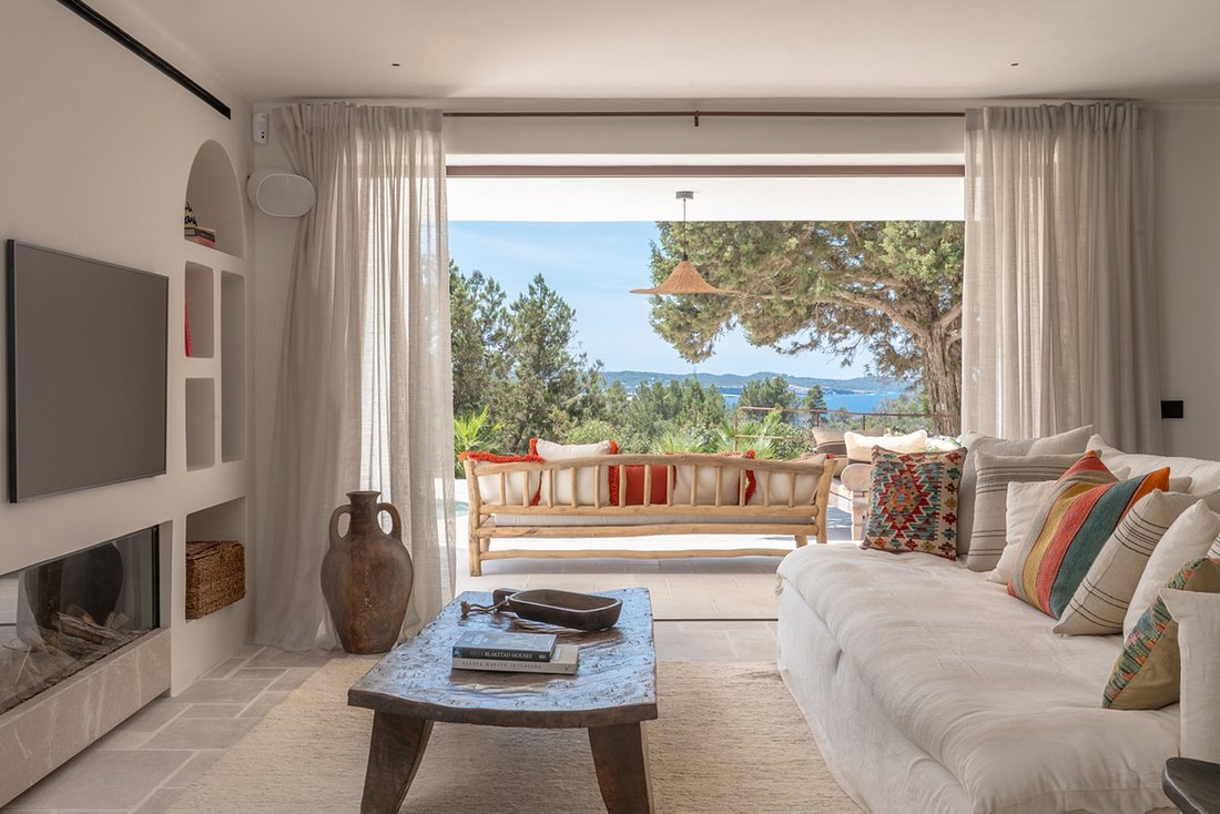 Villa in Sant Antoni de Portmany, Balearic Islands, Spain 1 - 15729722