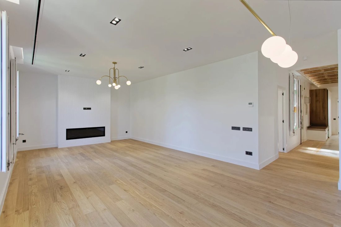 Apartment in Eixample, Barcelona, Spain 3 - 15730297