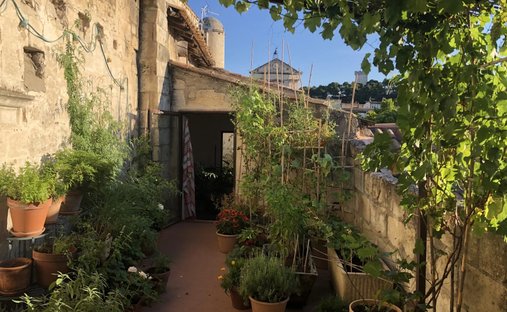 Casa en La Plaine, Beaucaire, Francia 1
