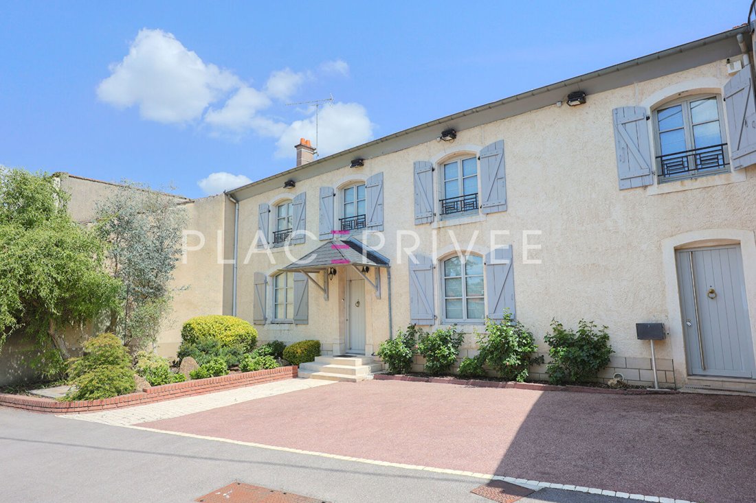 Villa in Nancy, Grand Est, France 1 - 15733853