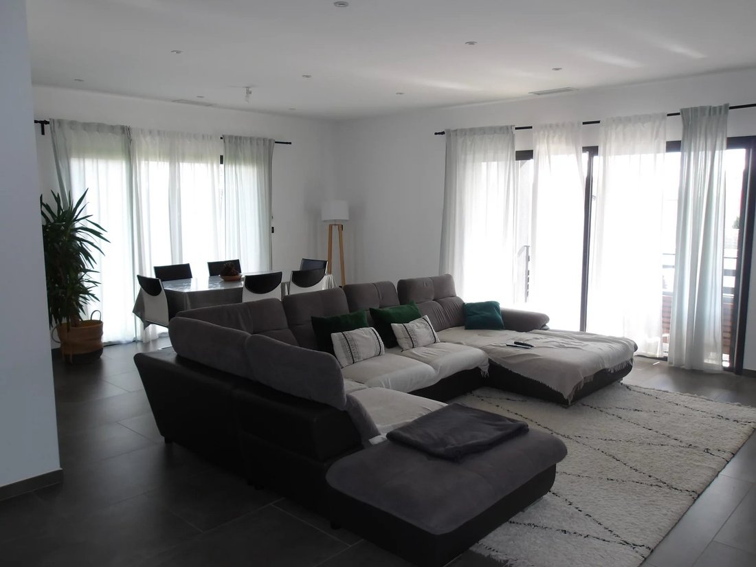House in La Plaine, Beaucaire, France 2 - 15730035