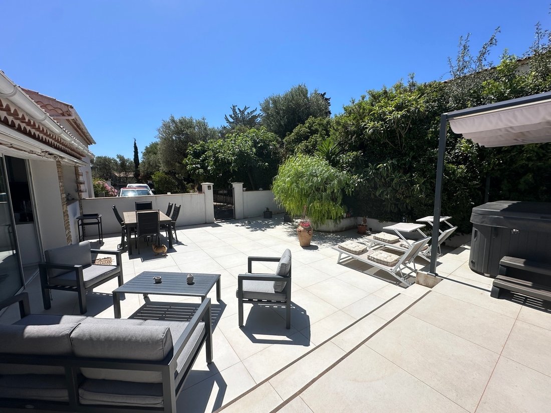 House in Nord, Sanary-sur-Mer, France 2 - 15730172