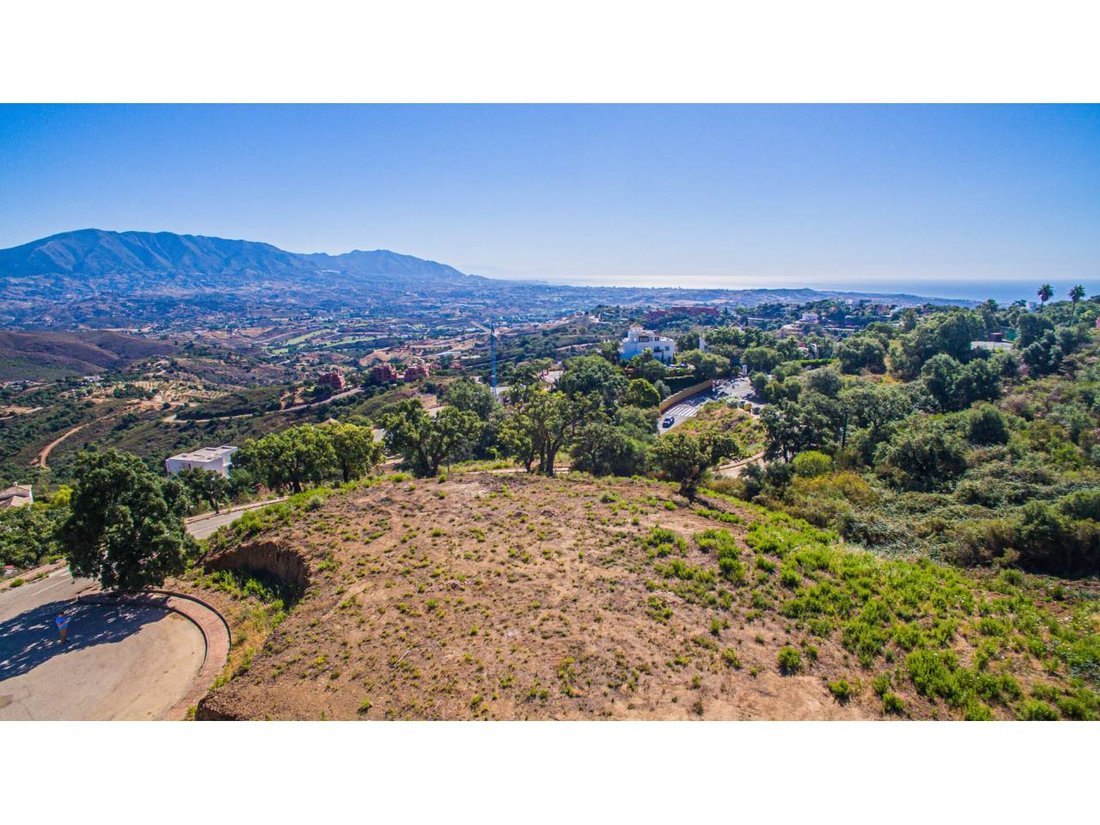 Land in Elviria-Cabopino, Marbella, Spain 5 - 15732547