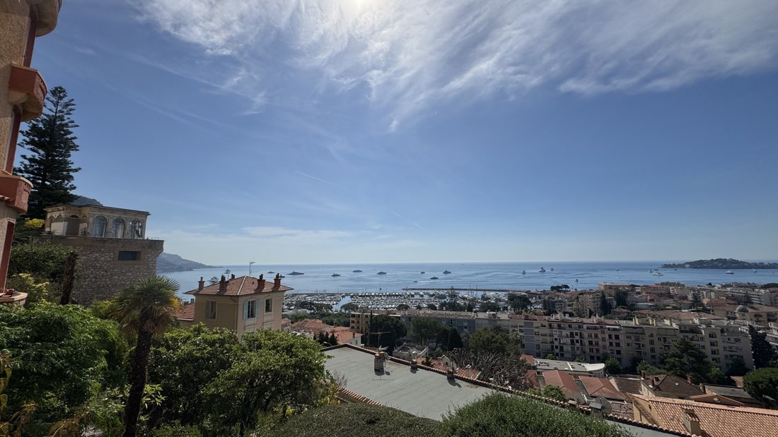 Apartment in Beaulieu-sur-Mer, Provence-Alpes-Côte d'Azur, France 1 - 15730187