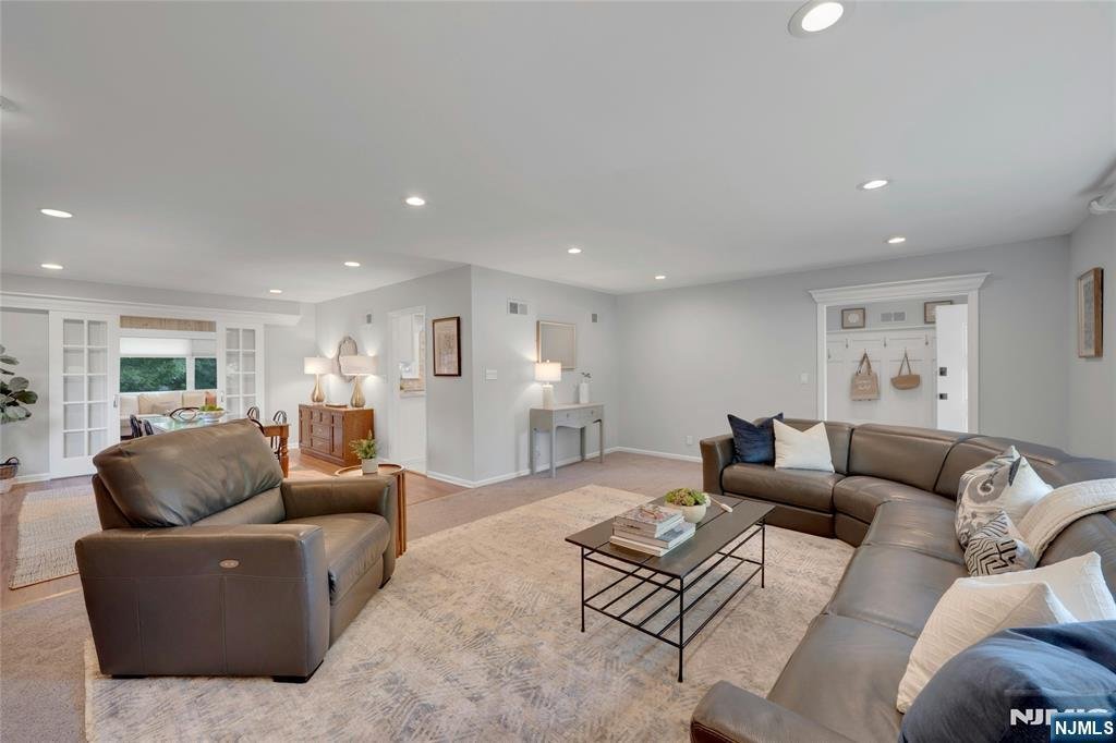 House in Glen Rock, New Jersey, United States 3 - 15730415