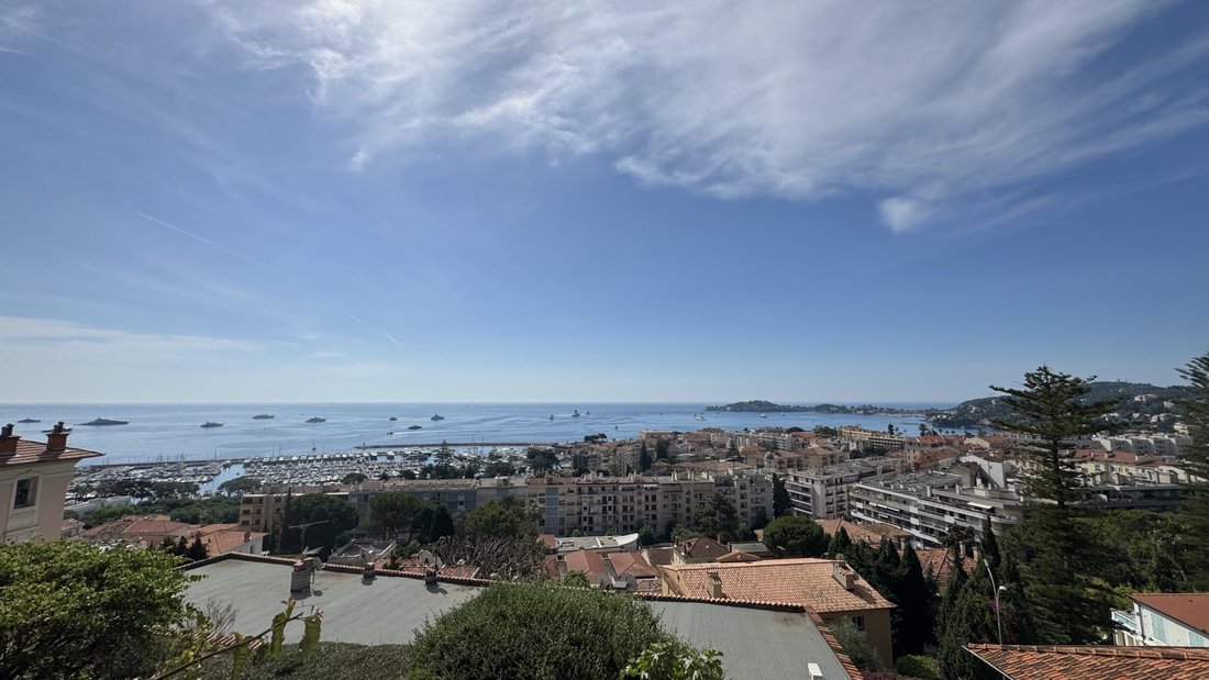 Apartment in Beaulieu-sur-Mer, Provence-Alpes-Côte d'Azur, France 2 - 15730187