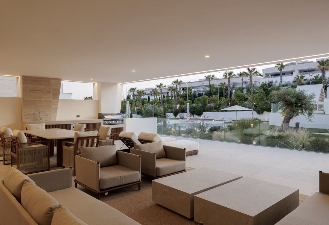 Apartment in Puerto Banus, Marbella, Spain 2 - 15732149
