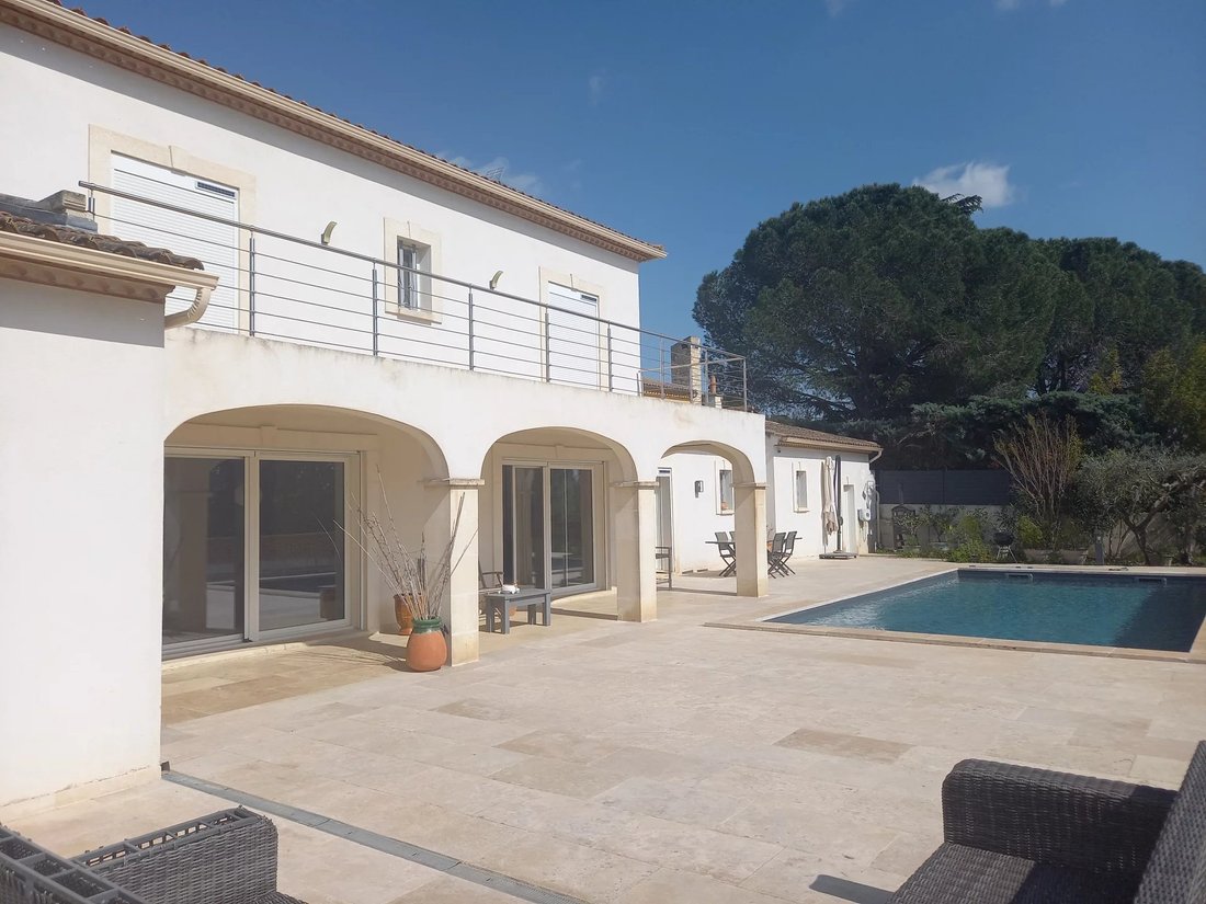 House in La Plaine, Beaucaire, France 2 - 15730076