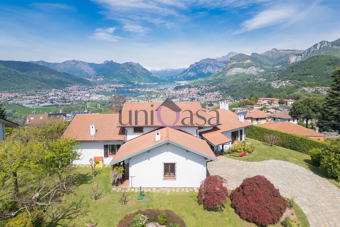 Villa en Monte Marenzo, Lombardía, Italia 4 - 15732234