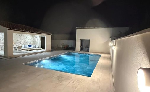 House in Campagne, Tarascon, France 1