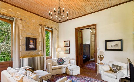 Lot Et Garonne Elegant Restored Family Castle With 5 Bedrooms And Heated Pool