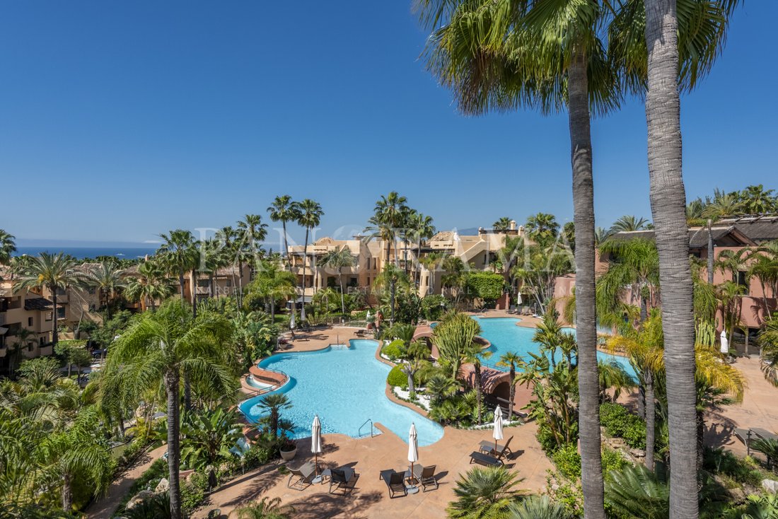 Penthouse in Sierra Blanca, Marbella, Spain 3 - 15652848