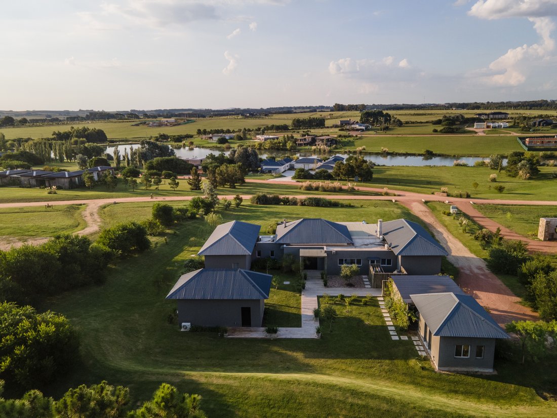 Townhouse in Laguna Blanca, Maldonado Department, Uruguay 2 - 15732850