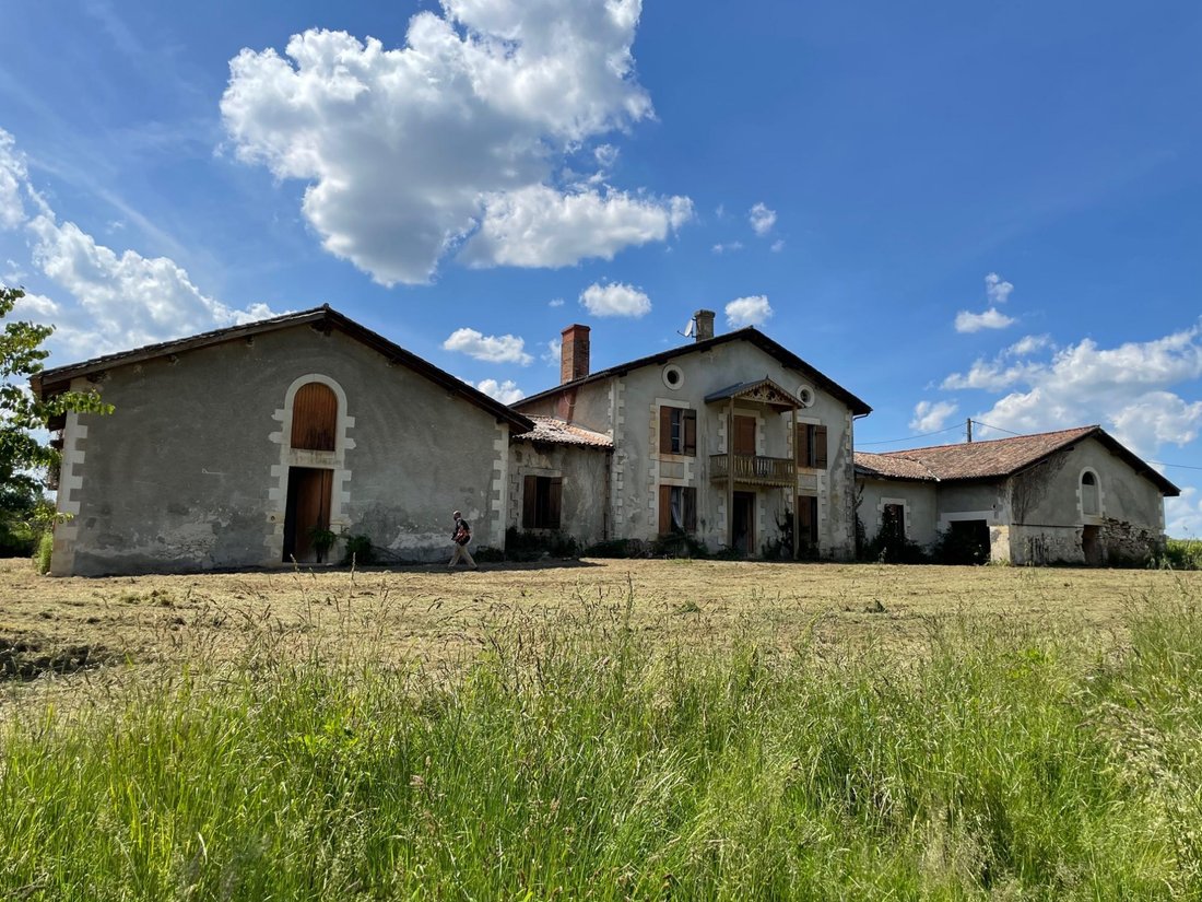 House in Pessac-sur-Dordogne, Nouvelle-Aquitaine, France 2 - 15733632
