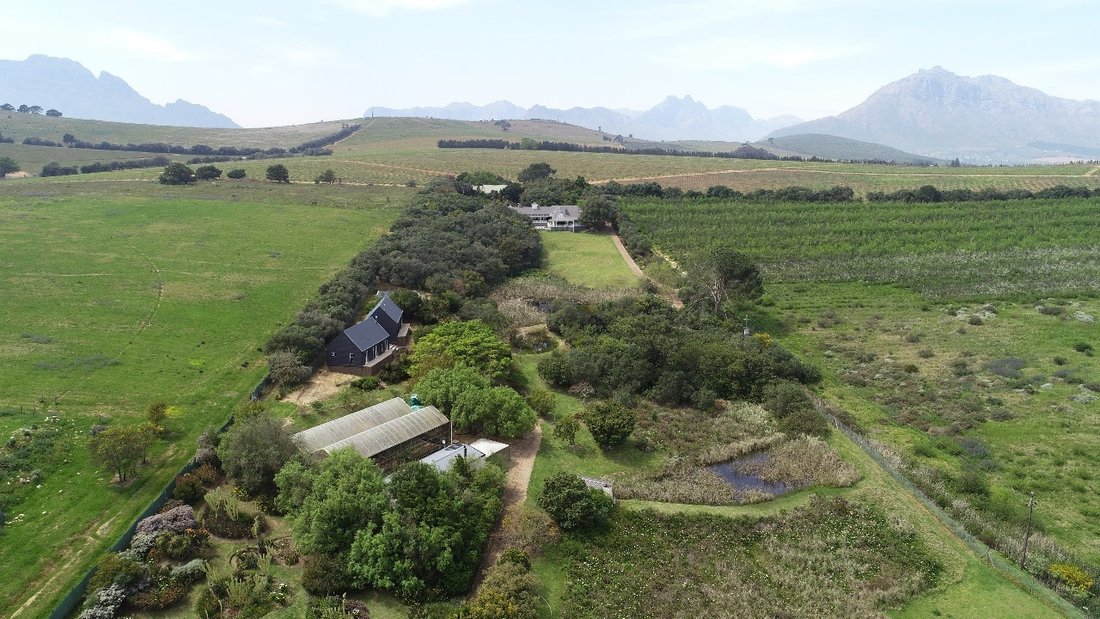 Estate in Stellenbosch, Western Cape, South Africa 2 - 15730962