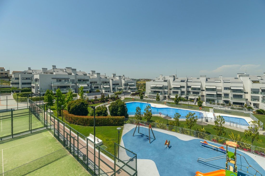 Appartamento a Boadilla del Monte, Madrid, Spagna 3 - 15733458