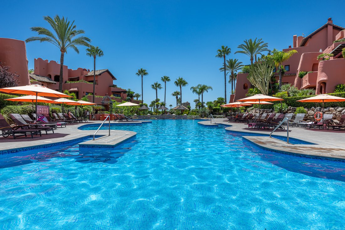 Penthouse in Gualdalmansa, Estepona, Andalusia 3 - 15732743