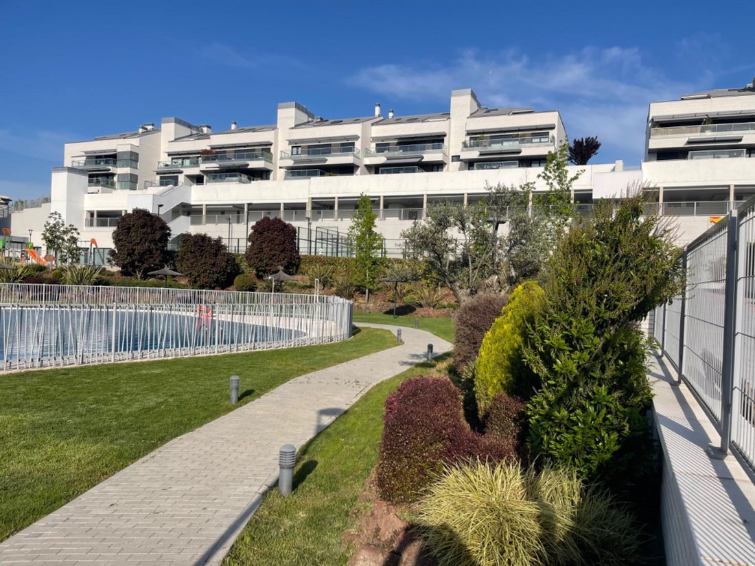 Appartamento a Boadilla del Monte, Madrid, Spagna 5 - 15733458