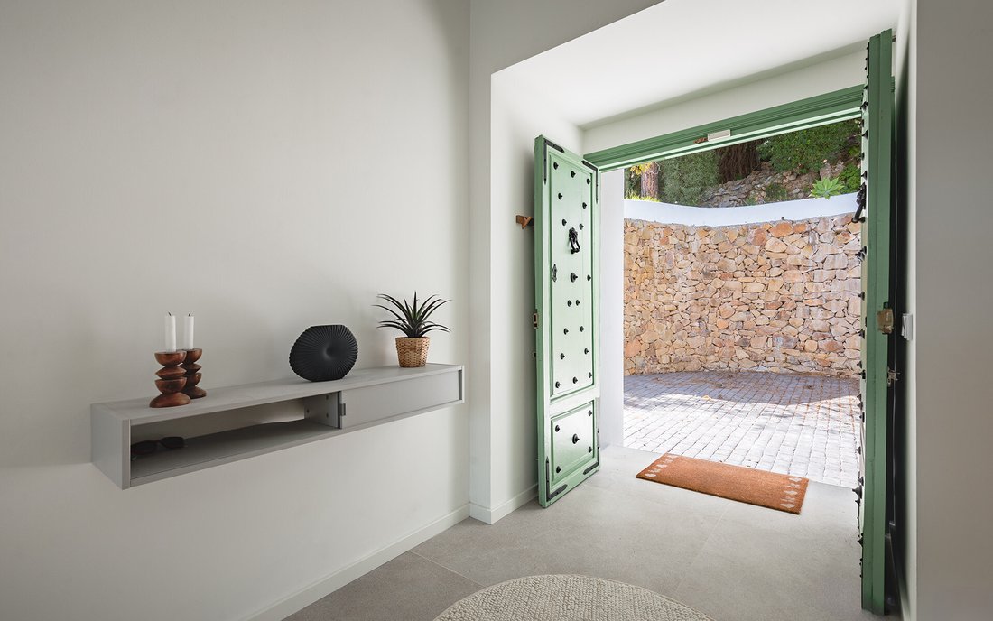 Villa in El Madroñal, Benahavis, Spain 2 - 15734458