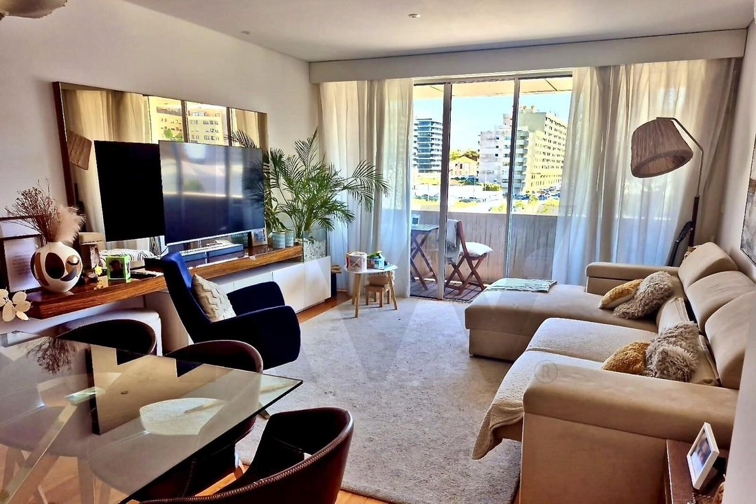 Apartment in Matosinhos e Leca da Palmeira, Porto District, Portugal 2 - 15734476