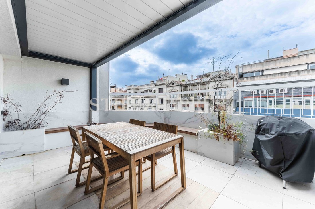 Penthouse in Sarrià-Sant Gervasi, Barcelona, Spain 2 - 15734572