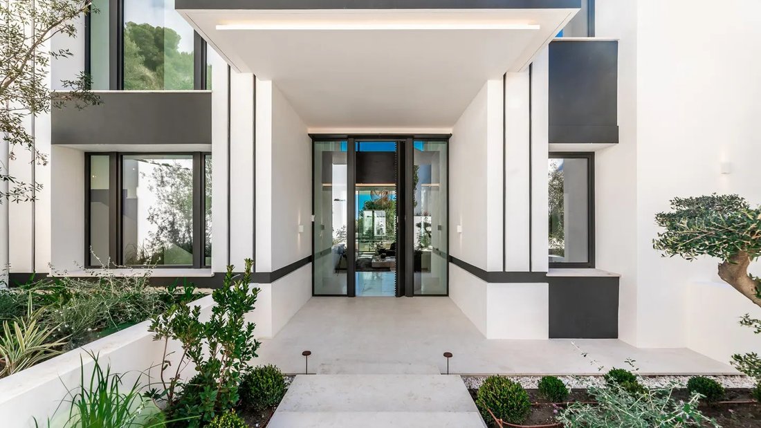 Villa in Marbella, Andalusia, Spain 2 - 15735281