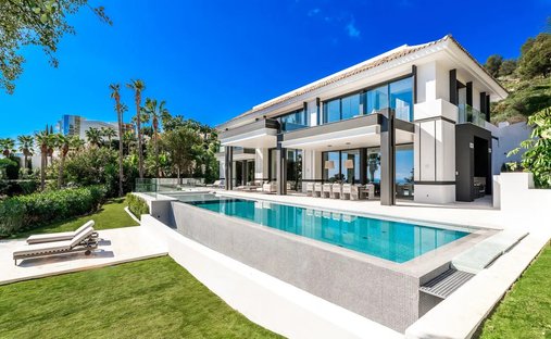 Villa in Marbella, Andalusia, Spain 1