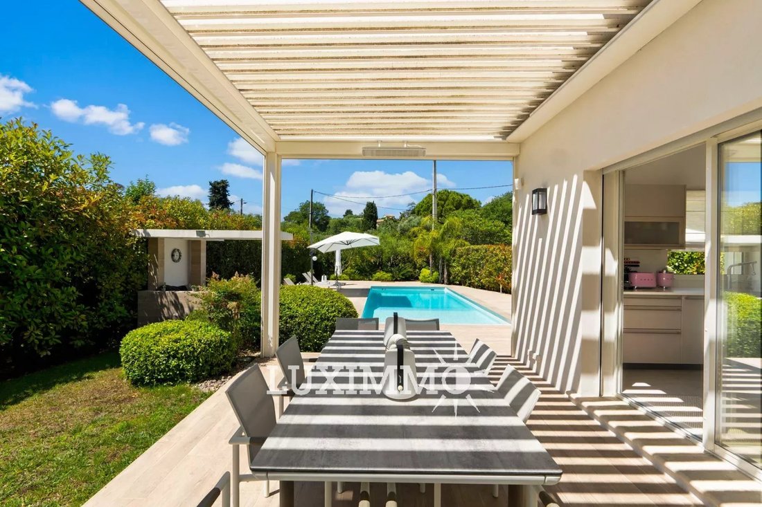 Villa in Mougins, Provence-Alpes-Côte d'Azur, Frankreich 4 - 15735368