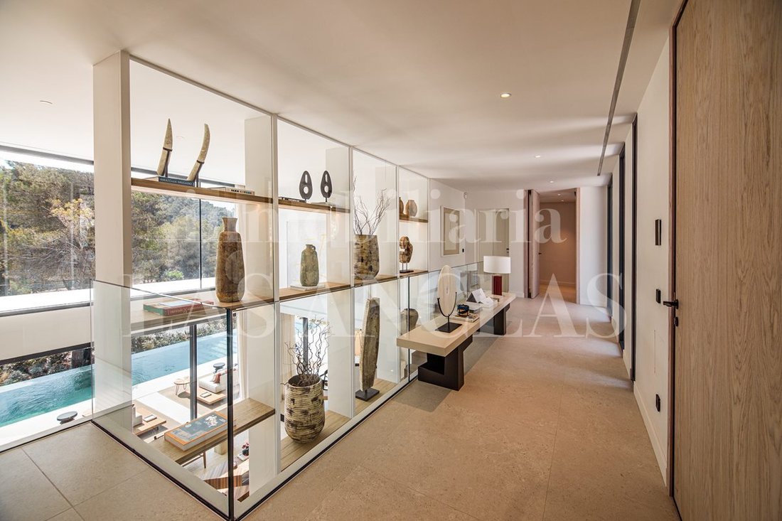 Villa in Roca Llisa, Santa Eularia des Riu, Balearic Islands 4 - 15735440
