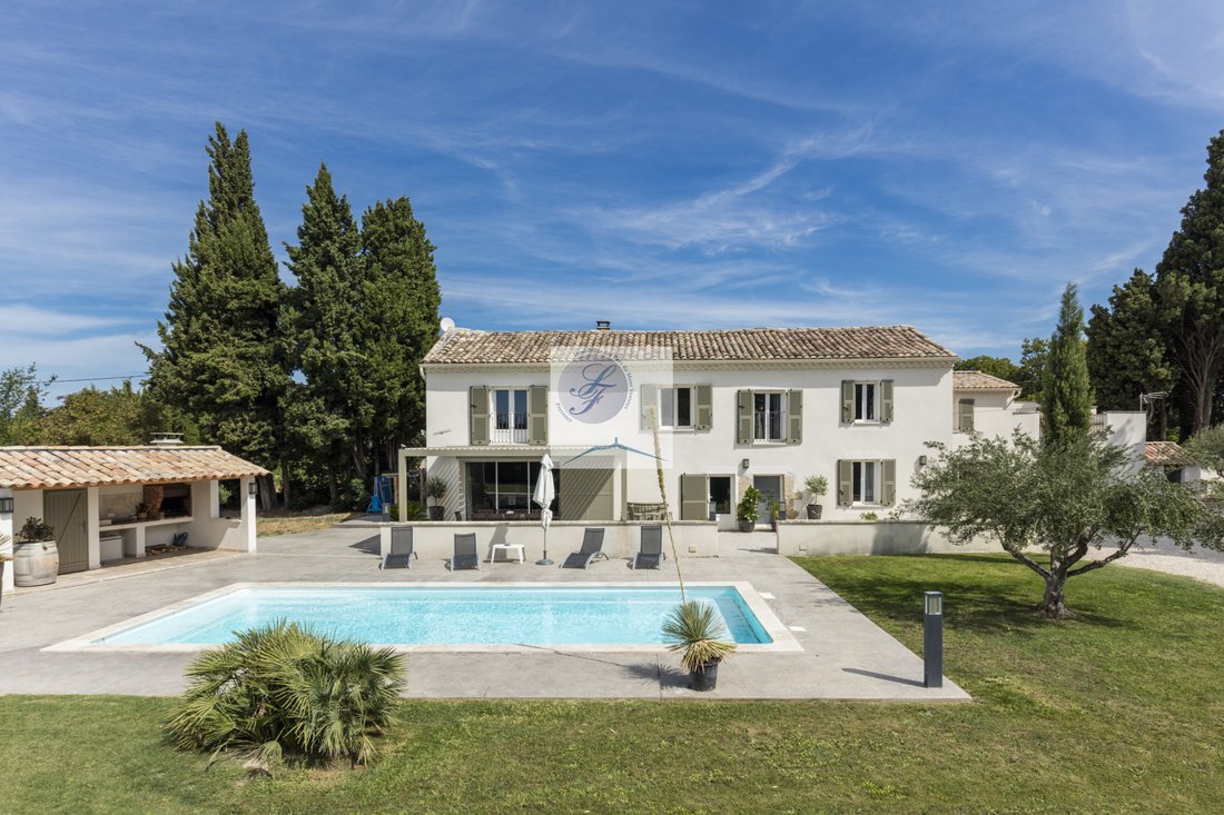 House in Camaret-sur-Aigues, Provence-Alpes-Côte d'Azur, France 1 - 15735890