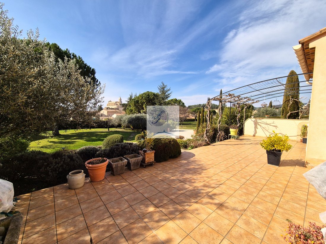 Villa in Bédoin, Provence-Alpes-Côte d'Azur, France 2 - 15735699