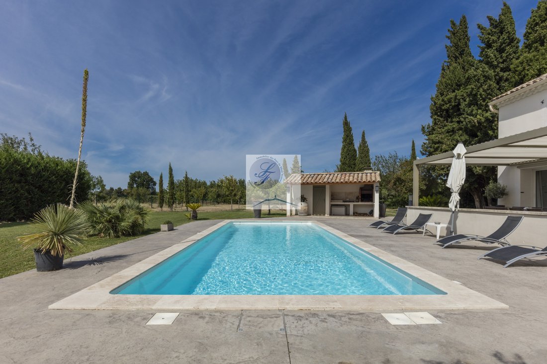House in Camaret-sur-Aigues, Provence-Alpes-Côte d'Azur, France 4 - 15735890