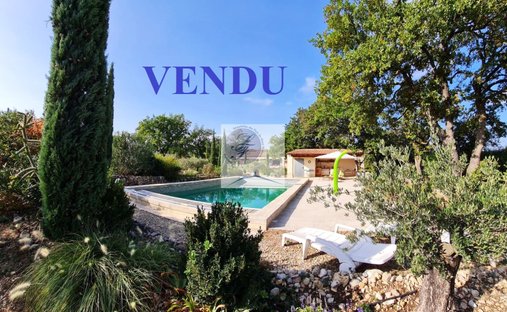 Villa à Mazan, Provence-Alpes-Côte d'Azur, France 1